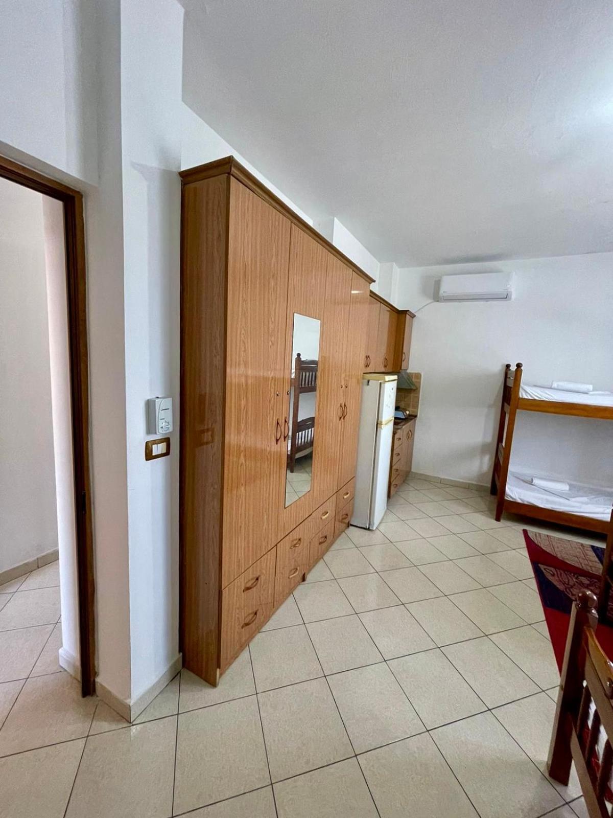 Xhou'S Home Shkoder Luaran gambar
